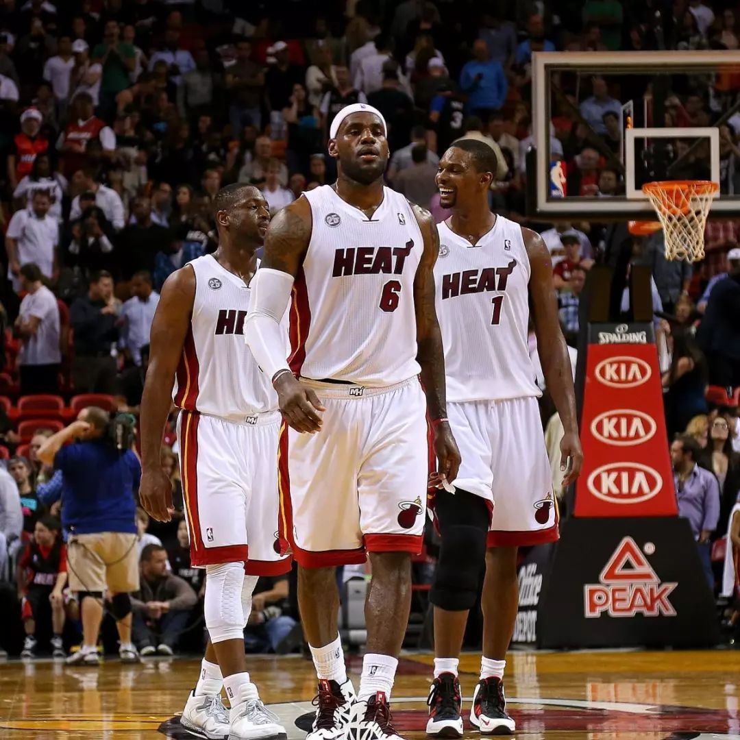 巴媒：因陷财务危机，科林蒂安要求德佩搬离月租4万欧的套房（巴媒：财务危机下，科林蒂安要求德佩腾退月租4万欧套房）