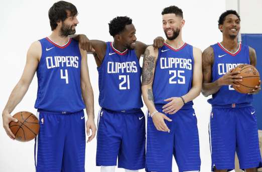 3：0克鲁塞罗，内马尔激动庆祝（3比0完胜克鲁塞罗，内马尔激情庆祝）