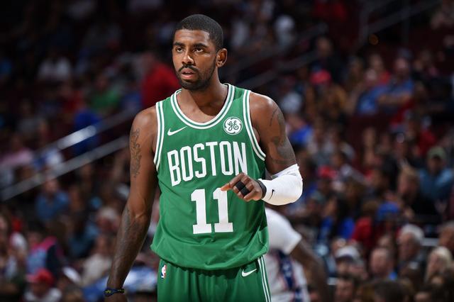 拳击：拳台之上的勇气与坚守（擂台之上：拳击的勇气与坚持）