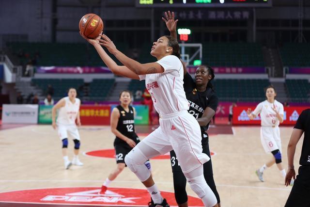 意媒：DV9受伤对尤文不一定是坏事，这将影响他明夏自由离队（意媒：DV9伤停未必是尤文坏消息，或影响其明夏自由离队）