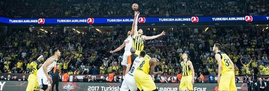 CBA：吉林外线开火 主场击败福建（CBA：吉林三分手感爆棚 主场力克福建）